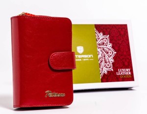 Skórzany portfel damski na zatrzask — Peterson